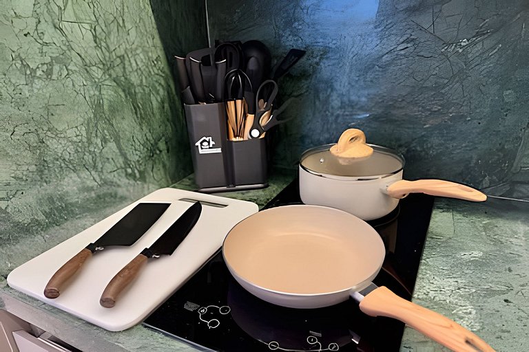 Apê moderno - 5 min Hosp. Clínicas e Metrô Sumaré