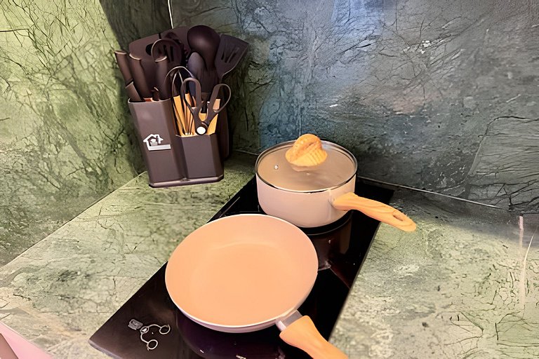 Apê moderno - 5 min Hosp. Clínicas e Metrô Sumaré