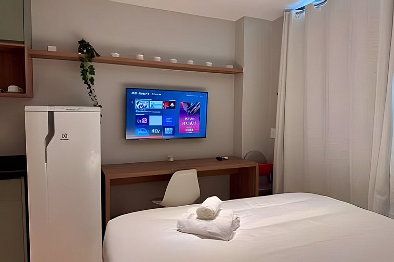 Ap novo em Pinheiros- 5min Metrô Fradique Coutinho