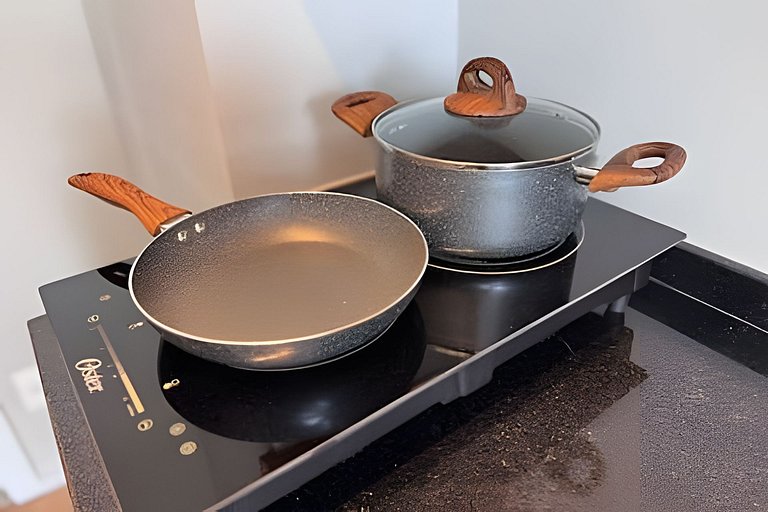 Ap novo em Pinheiros- 5min Metrô Fradique Coutinho