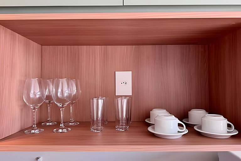 Ap novo em Pinheiros- 5min Metrô Fradique Coutinho