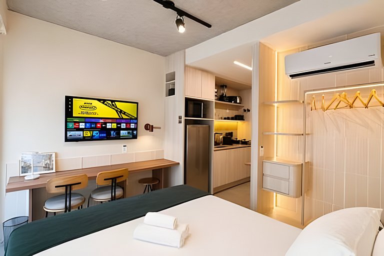 Ap em Pinheiros c/ piscina - 2 min Metrô Clínicas