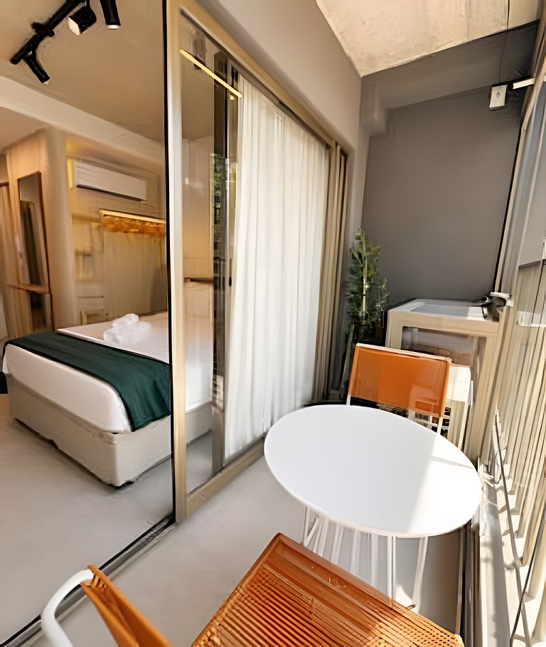 Ap em Pinheiros c/ piscina - 2 min Metrô Clínicas