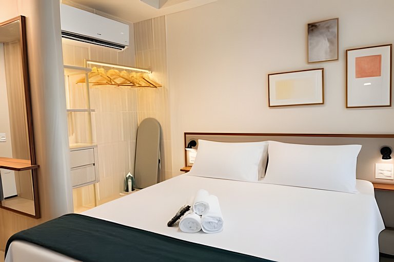 Ap em Pinheiros c/ piscina - 2 min Metrô Clínicas