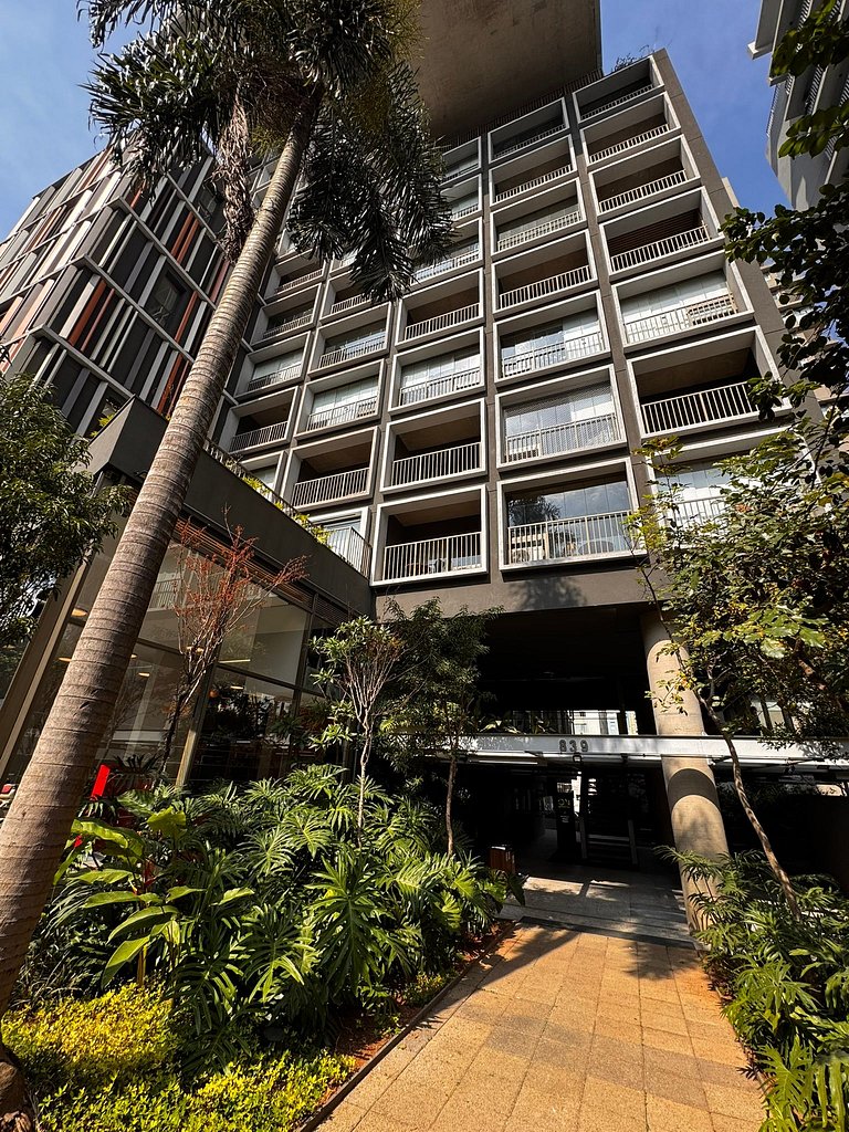 Ap em Pinheiros c/ piscina - 2 min Metrô Clínicas