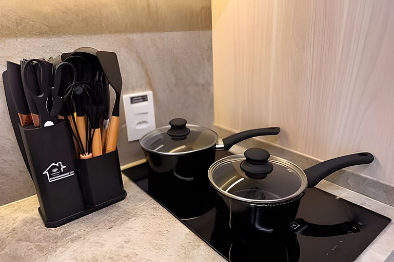 Ap em Pinheiros c/ piscina - 2 min Metrô Clínicas