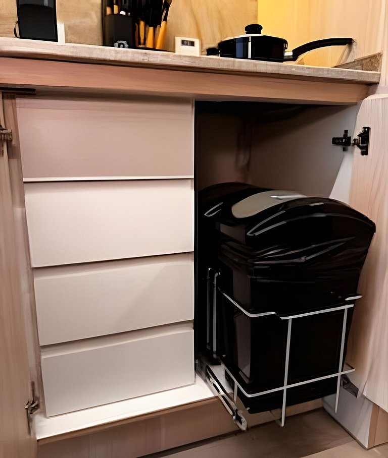 Ap em Pinheiros c/ piscina - 2 min Metrô Clínicas