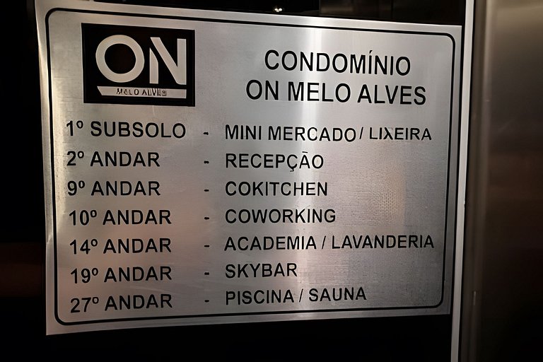 Ap em Pinheiros c/ piscina - 2 min Metrô Clínicas