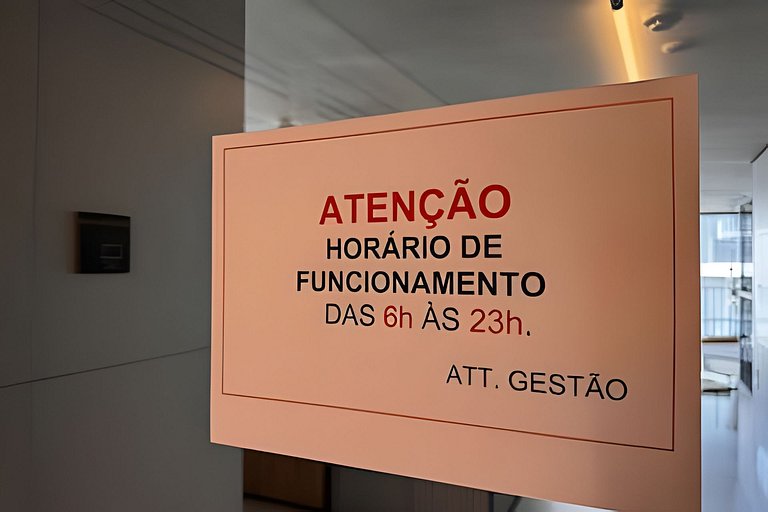 Ap em Pinheiros c/ piscina - 2 min Metrô Clínicas