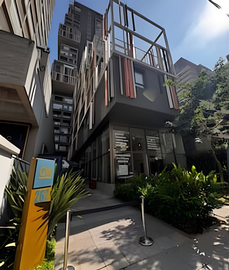 Ap em Pinheiros c/ piscina - 2 min Metrô Clínicas