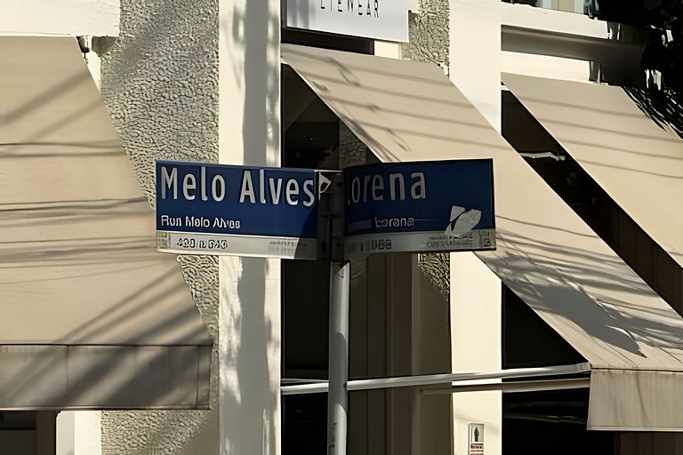 Ap Pinheiros c/café da manhã- 2 min Metrô Clínicas