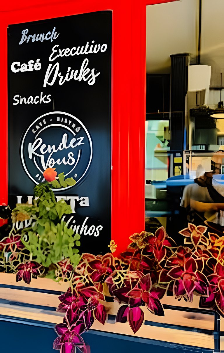 Ap Pinheiros c/café da manhã- 2 min Metrô Clínicas