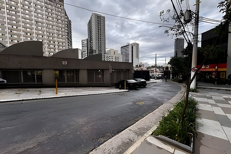 Ap automatizado na Vila Madalena - 15 passos metrô