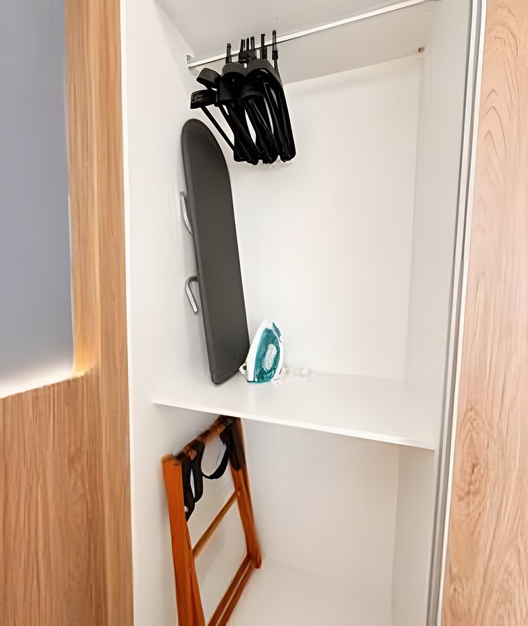 (1203) Ap completo - Prox Metrô Ana Rosa e Ibira