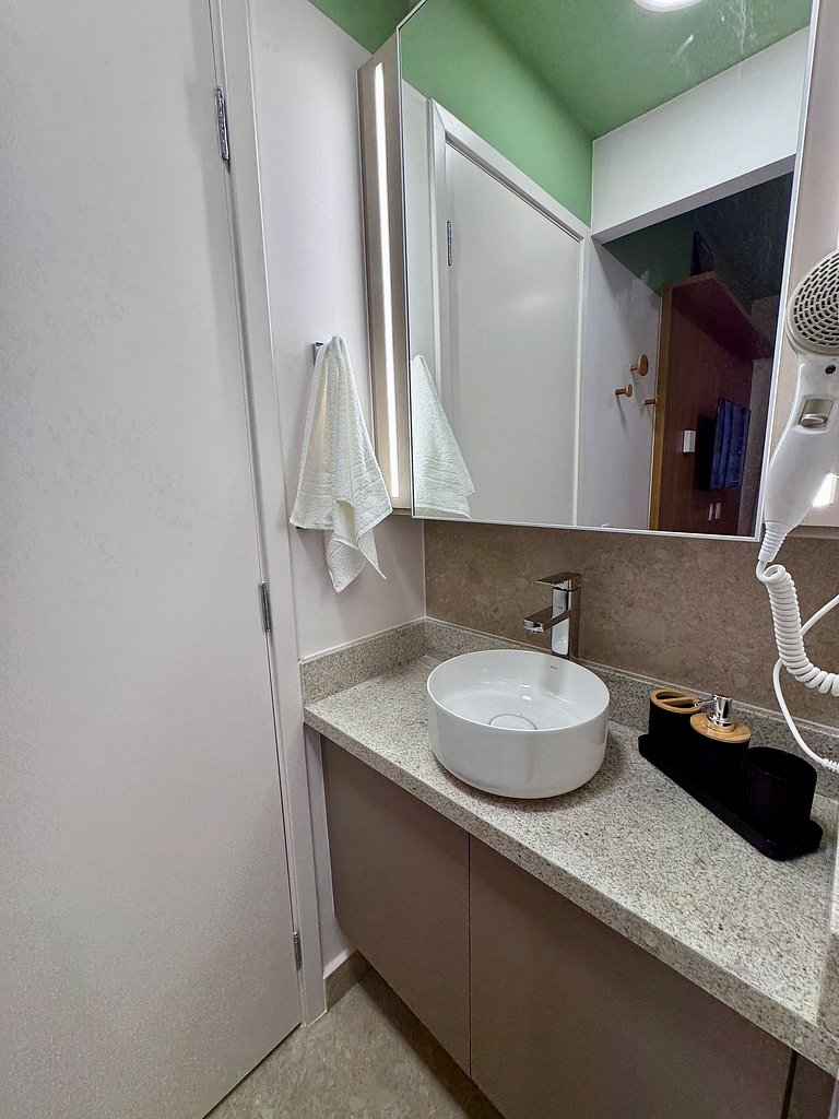 (115) 1 dorm+sala dupla a 5 min Metrô e Hospitais