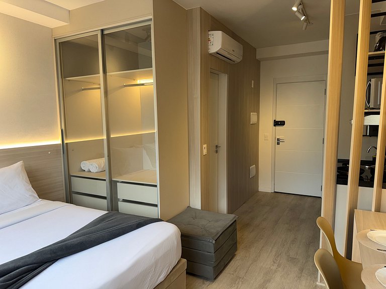 (1206) Studio moderno na Vila Mariana - Pouco min dos Metrôs