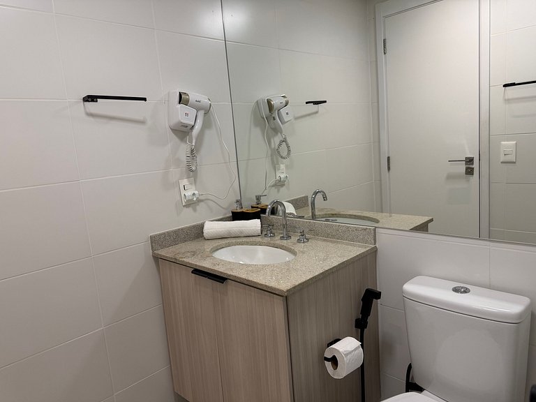 (1206) Studio moderno na Vila Mariana - Pouco min dos Metrôs
