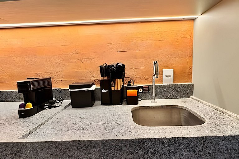 (105) Studio em Pinheiros I 270m do Metrô Sumaré