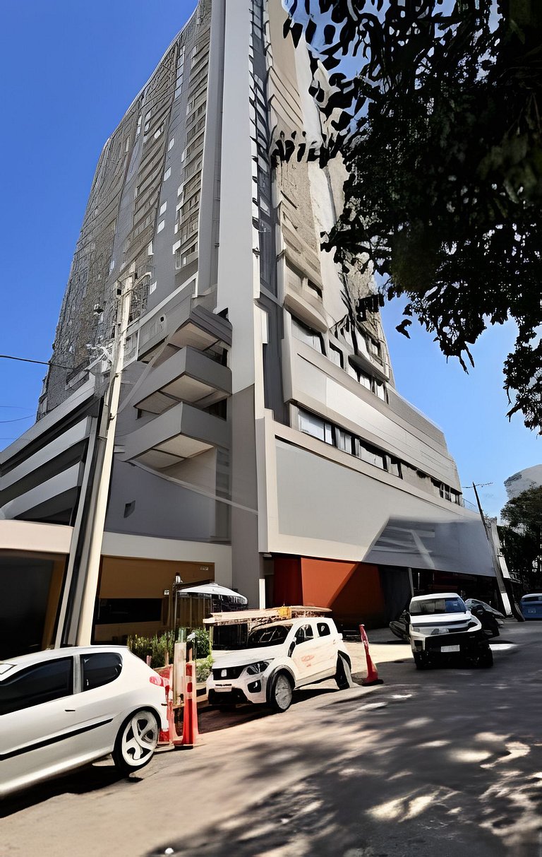 (820) 1 dorm. em Pinheiros I 4min Metrô Faria Lima