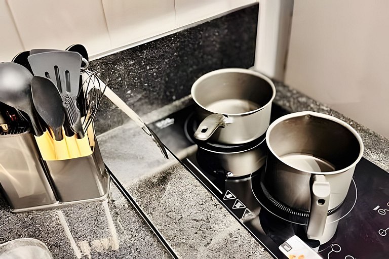 (125) Refúgio na Bela Vista c/ Cozinha Completa