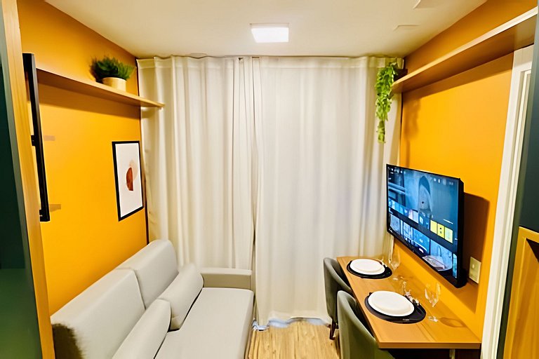 Apto 1 Dorm. p/ 4 próx à Faria Lima